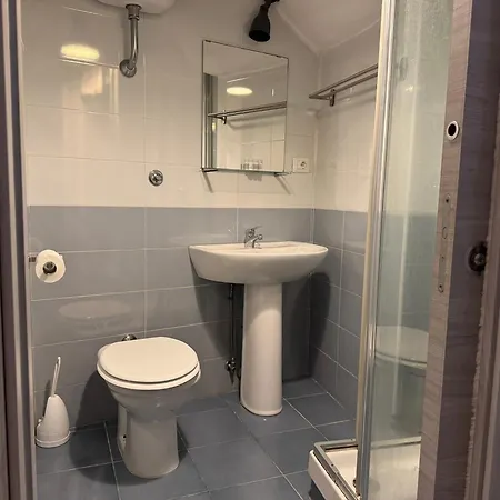 The Twins' House Museo * نابولي